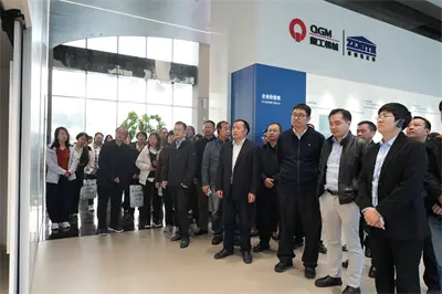 Quangong Co. , Ltd. အကြောင်းဆောက်လုပ်ရေးယန္တရားနှင့်ပစ္စည်းကိရိယာများကိုစံတည်ဆောက်ရန်အတွက် 4 ကြိမ်မြောက်အမျိုးသားနည်းပညာကော်မတီဝင်