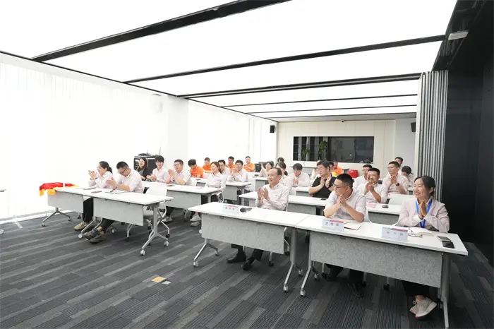 2025 QGM ဒုတိယသုံးလပတ်တိုးတက်မှုအဆိုပြုချက်အဆိုပြုချက်ထီအောင်မြင်စွာကောက်ချက်ချ